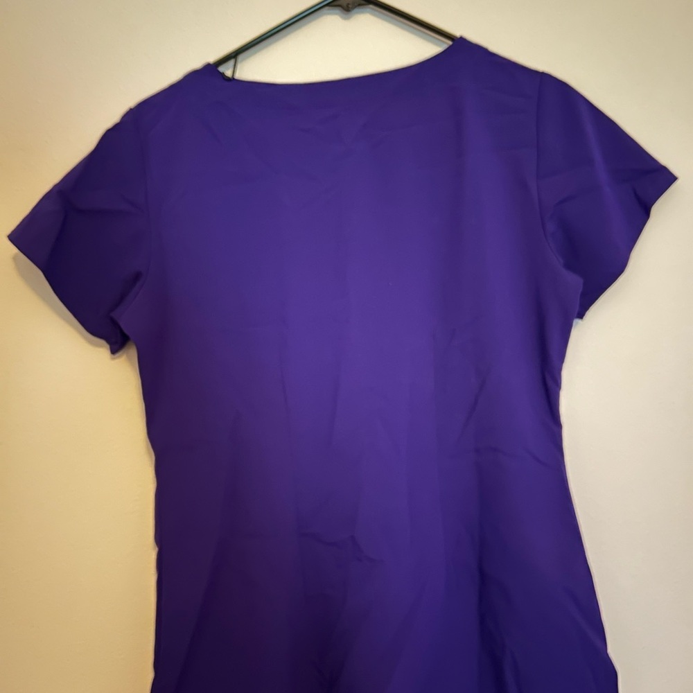 Barco Uniforms Women's Vivid Purple Short Sleeve Top - Picture 3 of 4